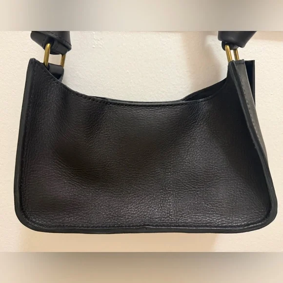 The Sydney Shoulder Bag - Picture 5 of 6